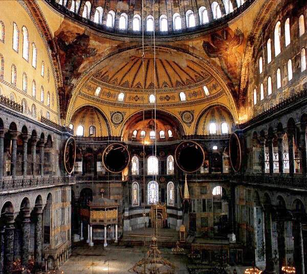 Haghia Sophia, Imperial Palace Chapel, Byzantium, 6th century, interior, from http://www.geocities.com/Athens/Oracle/7823/